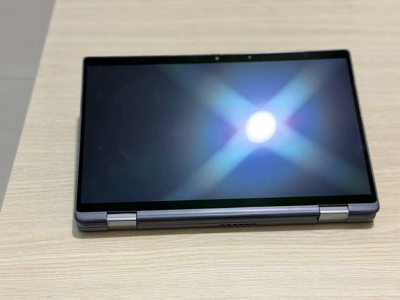 dell 7320 vỏ nhôm 2in1 cảm ứn giá rẻ